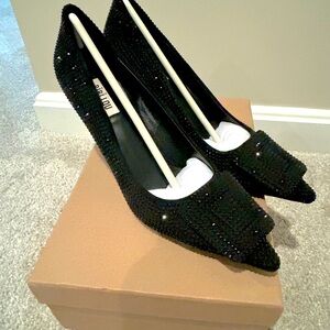 NIB BIBI LOU BLACK OPOLE ALL OVER CRYSTAL BUCKLE HEELS SHOES SZ 39 9 US
